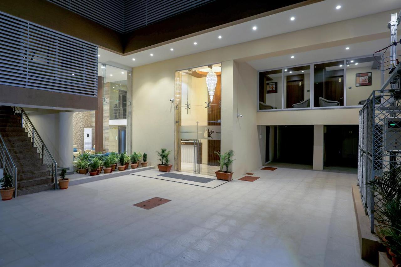 Hotel Kavery Rajkot Exterior foto